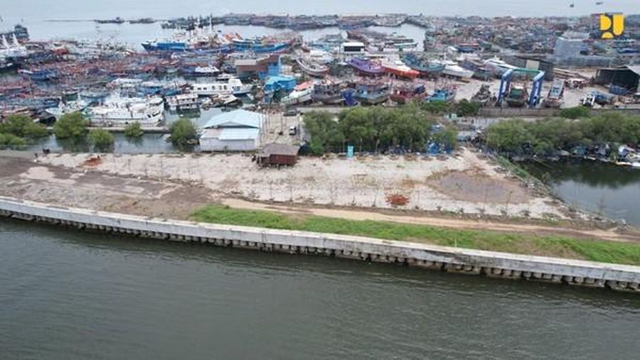 Prabowo Undang Mitra Internasional Bangun Tanggul Laut Utara Jawa