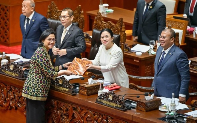 Laporan Penerimaan Pajak Negara di Semester I 2025