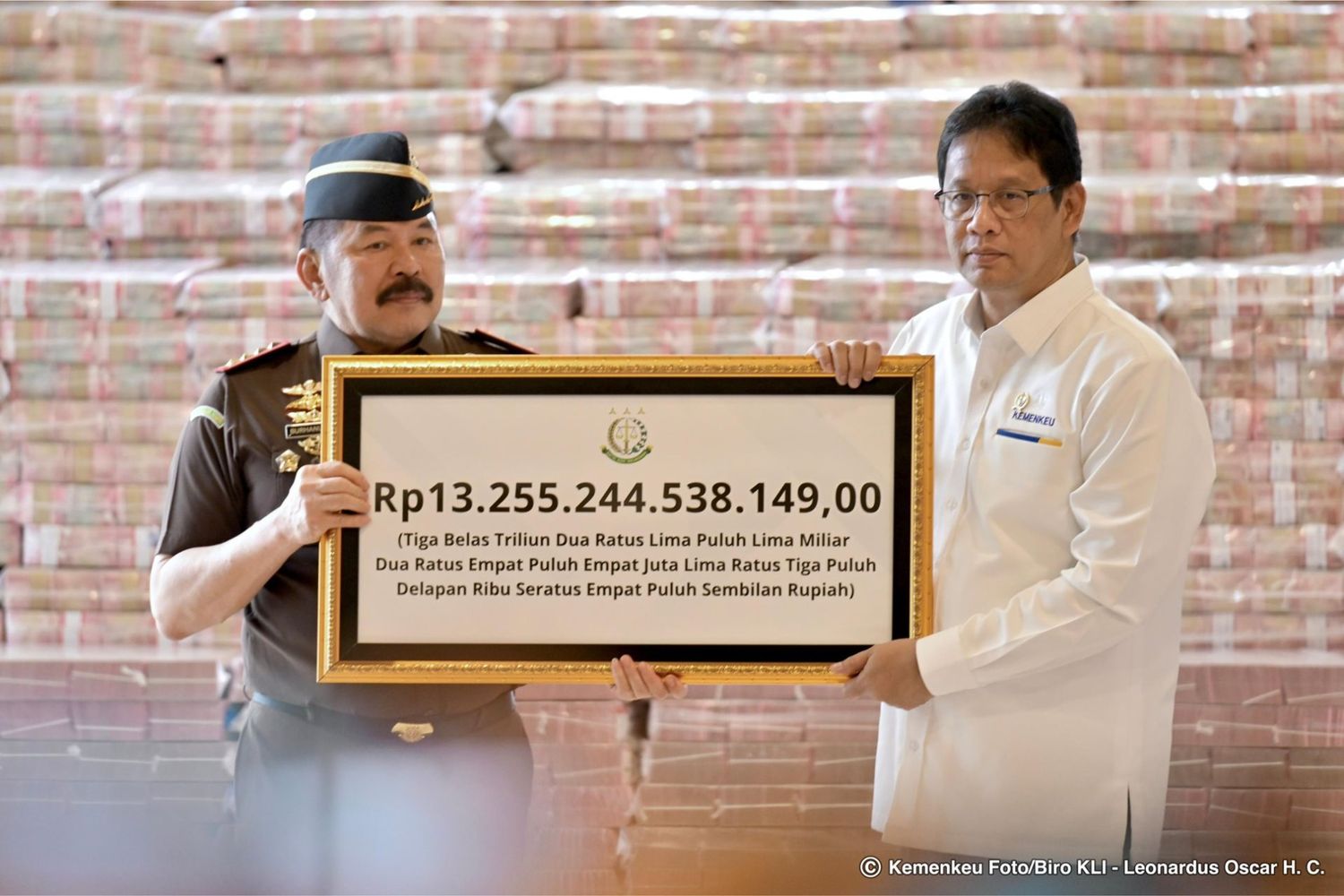 Penyerahan Uang Kerugian Negara: Langkah Penting dalam Memerangi Korupsi