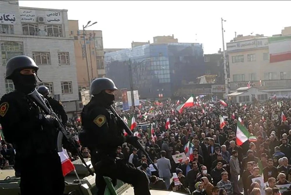 Eropa Mengeluarkan Peringatan Keamanan bagi Warga di Iran